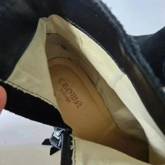 Crown Vintage black suede heeled ankle boots 7 - Picture 5 of 6